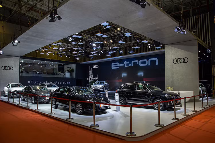 Audi e-tron SUV 2022 ra mat tai Viet Nam, tu 2,97 ty dong