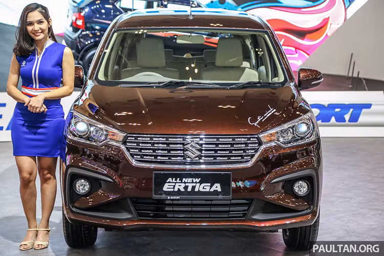 Tại Thái Lan, giá xe Suzuki Ertiga thế hệ mới phân phối 2 phiên bản và bán ra từ 655.000 baht (khoảng 486 triệu đồng) cho phiên bản GL, và 695.000 baht (khoảng 515 triệu đồng) cho phiên bản GX. Nếu Ertiga mới được bán tại Việt Nam, nó sẽ làm đối thủ cạnh tranh trực tiếp với các mẫu xe MPV cỡ nhỏ như: Toyota Avanza hay Mitsubishi Xpander.