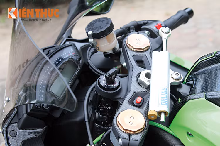 Với thiết kế như vậy, lượng gió tạt khi xe di chuyển ôm trọn vào bộ phận két làm mát nằm phía dưới.