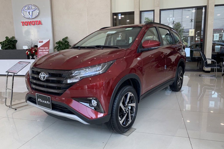 Loat xe oto tam dung phan phoi tai Viet Nam nua dau 2022-Hinh-2