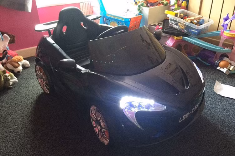 Trước đây, thương hiệu McLaren cũng đã từng cho ra mắt ra mắt 570S, 675LT và P1 GTR phiên bản cho "các đại gia nhí" như một cách thử nghiệm phản ứng của thị trường siêu xe dành cho trẻ em và cũng được nhiều khách hàng đón nhận.