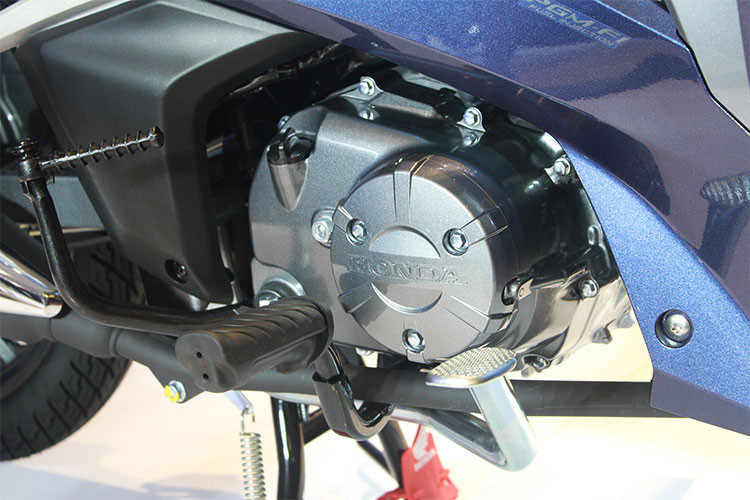 Đáng chú ý, ở Future Fi 125cc mới, thiết kế lọc gió thay đổi và sự cải tiến của động cơ 125cc giúp khả năng tăng tốc được cải thiện đáng kể.