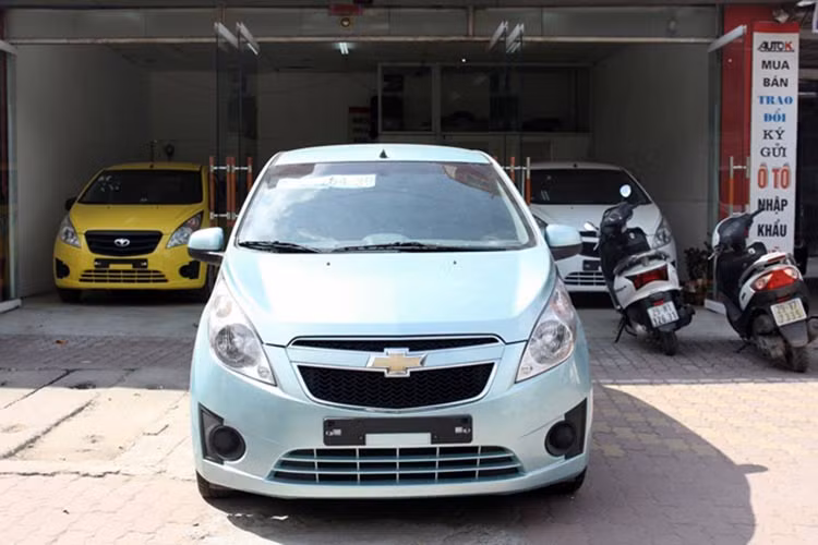 Chevrolet Spark Van 2016 ve Viet Nam chot gia 325 trieu
