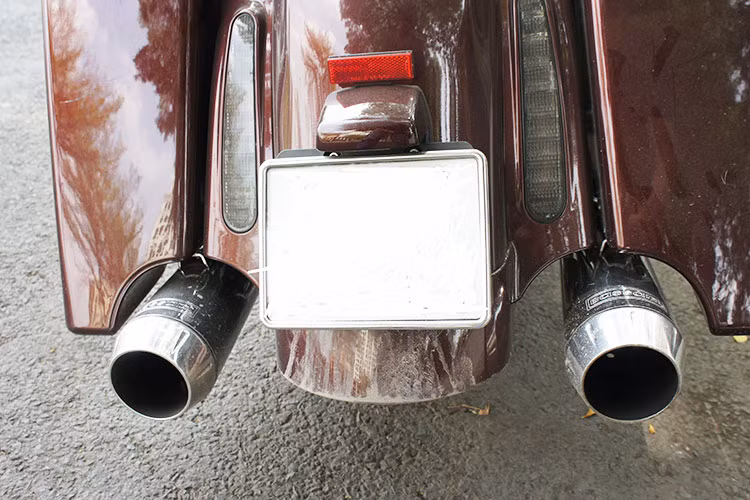 Khác với bản thường, phiên bản CVO được trang bị một loạt các đồ chơi đi kèm cho các chi tiết như các phụ kiện khác như; tay nắm, nắp chụp ống xả, yên tùy chỉnh dành cho CVO, đèn pha Daymaker LED, và mặt nạ chắn gió, đèn xi nhan trước, sau...