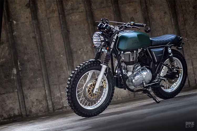 Tại EICMA 2017, Royal Enfield cho ra mắt bộ đôi Continental GT theo phong cách cafe racer và Interceptor theo phong cách roadster. Tuy nhiên không có phiên bản scrambler là một thiếu sót khá đáng tiếc. Chính vì thế, hãng độ K-Speed tại Bangkok, Thái Lan đã quyết định lột xác chiếc môtô Royal Enfield GT thành một bán scrambler hoàn toàn mới.