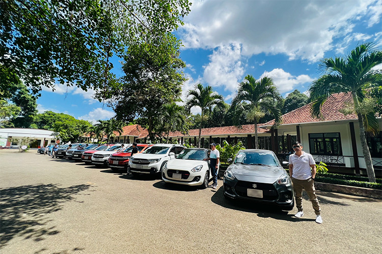 Cung khach hang Suzuki tham gia thu thach tiet kiem nhien lieu-Hinh-2