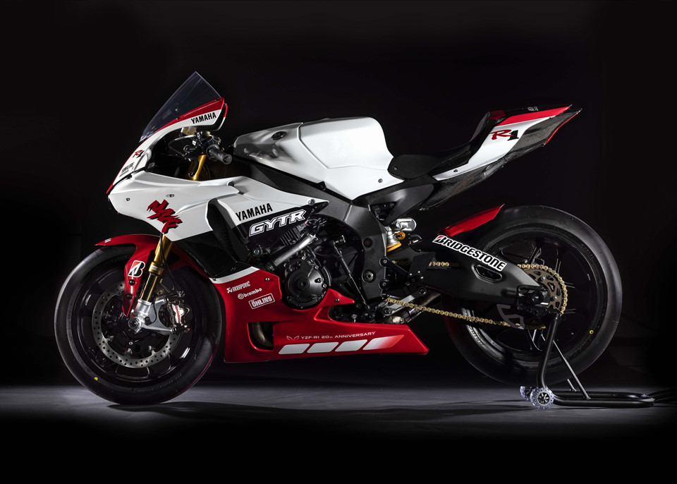 Hãng xe máy Yamaha vừa công bố thông tin mới liên quan đến mẫu sport bike mạnh mẽ nhất của hãng là R1. Theo đó, siêu môtô Yamaha R1 2019 sẽ có phiên bản đặc biệt mang tên đầy đủ là Yamaha YZF-R1 GYTR (Genuine Yamaha Technology Racing). 