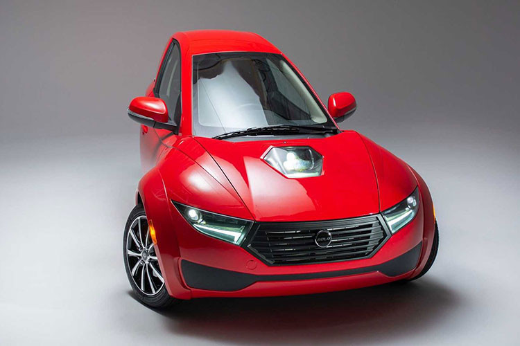 Cách đây 6 năm, công ty xe điện gốc Canada ElectraMeccanica đã hùng dũng ra mắt thị trường mẫu ElectraMeccanica SOLO chạy điện với lời hứa khiến giao thông đô thị trở nên dễ dàng hơn, tiện ích và thoải mái hơn.