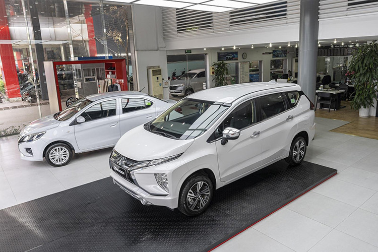 Trong tháng 11/2021, Mitsubishi Xpander đạt doanh số 1.447 xe và xếp thứ 6 toàn thị trường. Doanh số cộng dồn từ đầu năm của mẫu xe này đạt 11.607 xe. Mẫu MPV này vẫn nằm trong top những mẫu xe ăn khách nhất thiết kế ngoại hình bảnh bao, khoang nội thất rộng rãi, tiện nghi cùng giá bán dễ chịu .