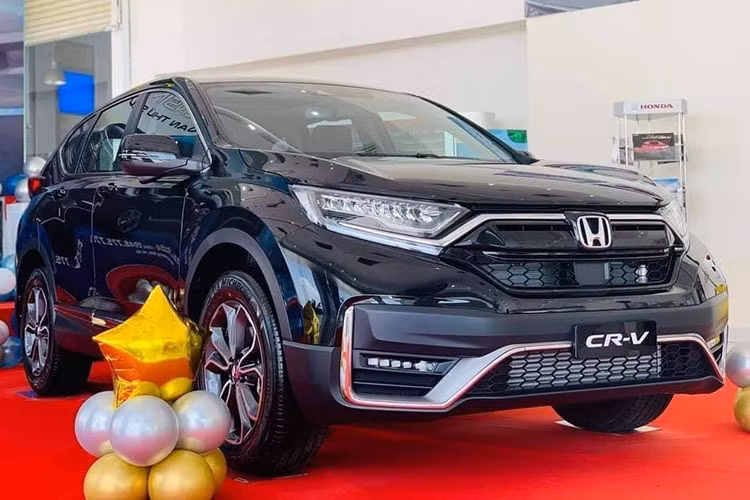 Mua xe Honda CR-V thang 6/2023, nguoi dung tiet kiem 136 trieu dong