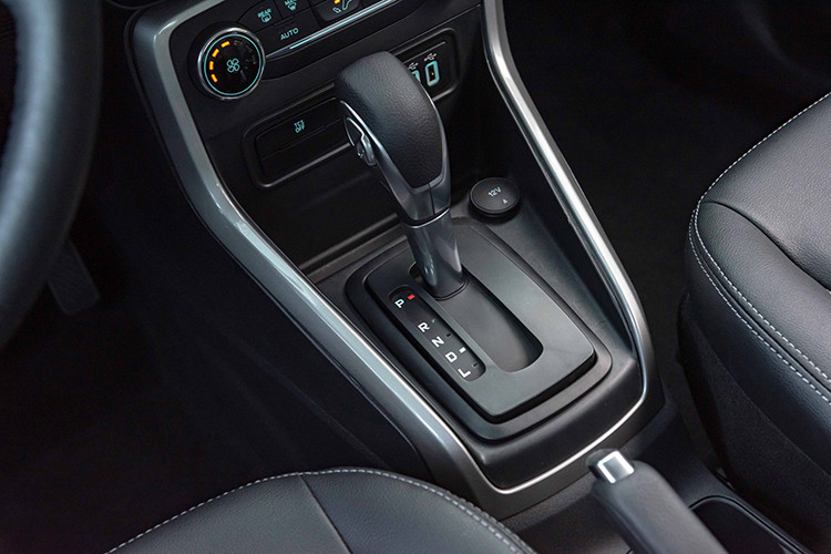 Ngoài ra, khách hàng còn có thể lựa chọn động cơ mới Dragon 1.5L Ti-VCT được trang bị trên phiên bản 1.5L AT Trend và Titanium, với công suất 123 mã lực và mô-men xoắn 151 Nm.