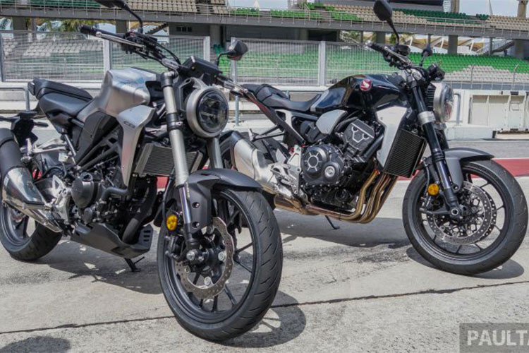 Bên cạnh đó, mẫu Honda CB1000R tại thị trường này sẽ được bán với giá 74.999 Ringgit (tương đương 428 triệu đồng). Trong khi đó, giá xe Honda CB1000R 2018 hiện đang được Honda Việt Nam phân phối chính hãng ở thị trường môtô Việt ở mức 469 triệu đồng.