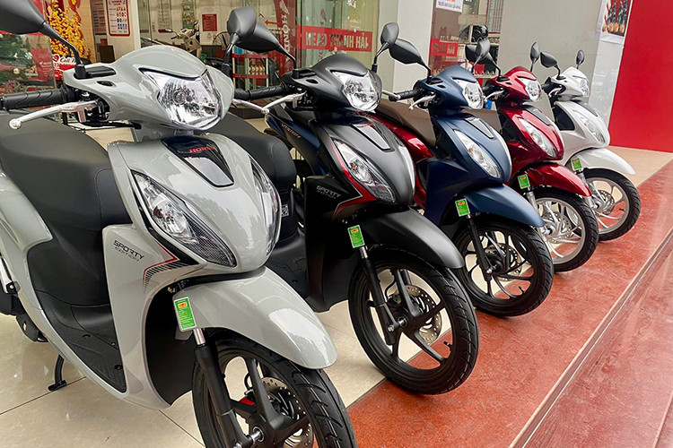 Mua xe ga choi Tet Giap Thin tam gia 30 trieu, chon Janus hay Vision?-Hinh-2