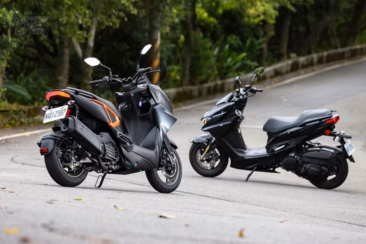 Với ngôn ngữ thiết kế khác biệt, mẫu xe ga Yamaha X Force 155 2024 thể hiện sự sắc sảo và dữ dằn, đặc biệt là cụm mặt nạ đầu xe cá tính và khí động học hơn so với thế hệ trước.