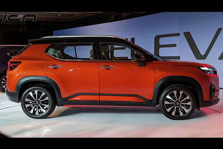 Theo một số đại lý ở Ấn Độ, lượng đơn đặt hàng dành cho mẫu xe SUV Honda Elevate 2023 đã tăng sau khi giá bán của xe được công bố. Vào thời điểm đó, khách hàng Ấn Độ nhận thấy rằng mẫu SUV cỡ B này có giá bán khá cạnh tranh trong phân khúc.