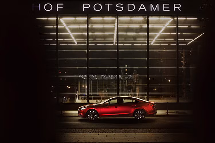 Tại thị trường Mỹ, Mazda6 2019 có 2 tùy chọn động cơ. Thứ nhất là động cơ xăng SkyActiv-G 4 xi-lanh, dung tích 2,5 lít với công suất tối đa 187 mã lực. Thứ hai là động cơ xăng SkyActiv-G 4 xi-lanh, tăng áp, dung tích 2,5 lít, tạo ra công suất tối đa 227 mã lực hoặc 250 mã lực nếu dùng xăng không chì cao cấp.