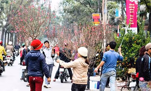 Hôm nay miền Bắc nắng ấm tưng bừng sau hơn 10 ngày rét đậm.