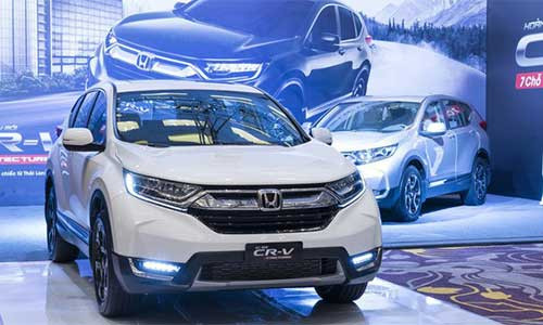 Honda Việt Nam đã nhanh tay chuyển mẫu xe CR-V từ lắp ráp trong nước sang nhập khẩu từ Thái Lan để hưởng thuế 0% song lại đang gặp khó bởi quy định mới.