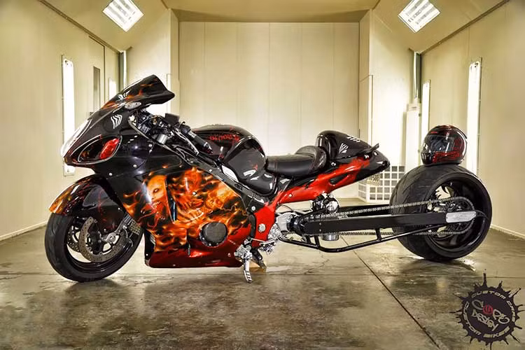 "Thần gió" với trục cơ sở kéo dài đến khó tin.