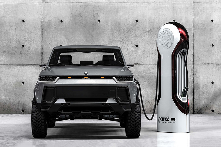 Đương nhiên tất cả những thông tin số liệu ở trên đều chỉ là trên mặt giấy tờ và theo lời khẳng định của nhà sản xuất mà thôi. Hiện tại, Atlis đang nhận đơn đặt hàng trước cho mẫu xe tải chạy điện trong khi vẫn đang kêu gọi vốn đầu tư, và họ có mục tiêu đưa XT ra thị trường vào năm 2020 với một mức giá khởi điểm khoảng 45.000 USD (khoảng 1 tỷ đồng).