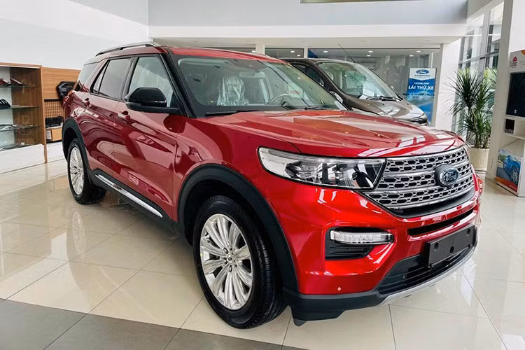 Mẫu xe chốt sổ trong top ôtô bán kém nhất thị trường Việt Nam tháng 9/2024 là Ford Explorer. Mẫu SUV cỡ lớn này bán ra 51 xe, tăng 54,4%. Trong tháng 10/2024, chính sách giảm 50% lệ phí trước bạ dành cho ôtô sản xuất, lắp ráp trong nước tiếp tục được áp dụng. Dự đoán, thị trường ôtô Việt Nam hứa hẹn sẽ có đà tăng trưởng.
