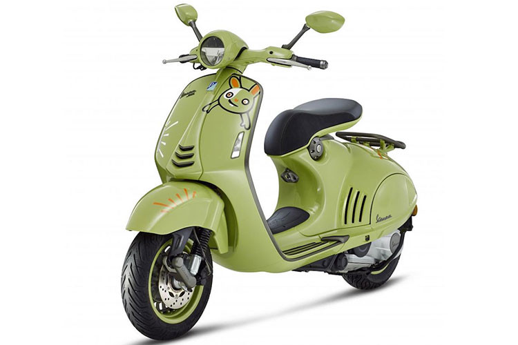 Theo kế hoạch, Vespa 946 10 Anniversario 2023 ra mắt tại Trung Quốc vào đúng ngày 22/1 (mùng một Tết nguyên đán). Xe sản xuất số lượng giới hạn 1.000 chiếc, giá xe Vespa 946 10 Anniversario 2023 công bố cùng thời điểm. 