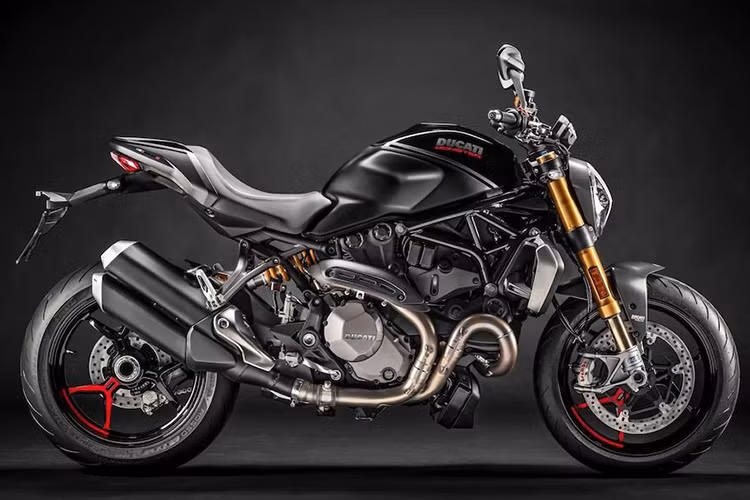 Ducati Monter 1200/1200 S 2020 sở hữu nhiều công nghệ hỗ trợ điện tử đáng chú ý như ABS cảm biến góc nghiêng, hệ thống kiểm soát lực kéo, hệ thống kiểm soát hẫng bánh trước và nhiều chế độ lái.