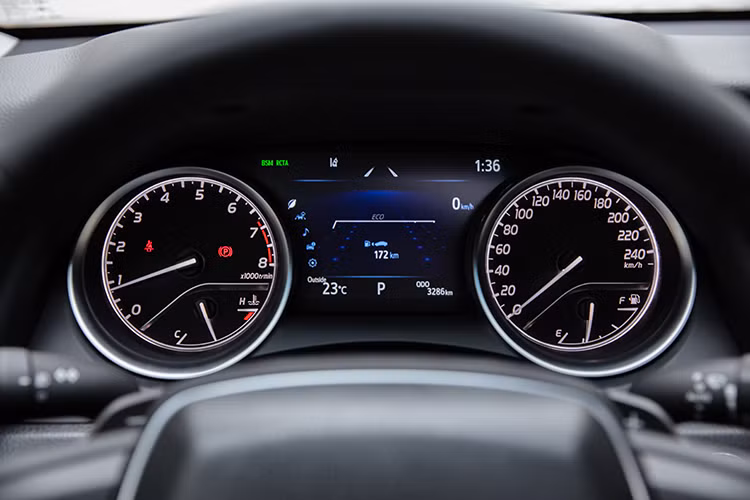 Camry mới sẽ được trang bị động cơ và hộp số hoàn toàn mới trên tất cả các phiên bản tạo ra trải nghiệm chưa từng có, mang lại cảm giác phấn khích sau tay lái và sự êm ái bậc nhất trong khoang hành khách, thể hiện đẳng cấp của một mẫu sedan cỡ trung số 1 thế giới.