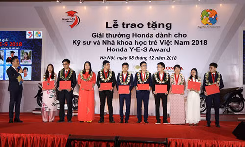 Honda dao tao lai xe an toan cho 7,6 trieu nguoi Viet-Hinh-2