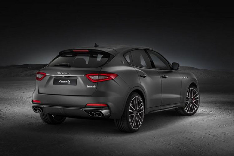 Bộ mâm xe Orione 22-inch bằng nhôm đúc – mâm lớn nhất trên một mẫu Maserati – cho phép hoàn thiện bề mặt mâm dạng bóng hoặc nhám. Trên ca-pô của xe có 2 khe thông gió làm hiệu suất làm mát cho động cơ. Các chi tiết khí động học như cánh hướng gió cản trước, hướng gió ốp sườn và phần ốp cản sau bằng sợi carbon.