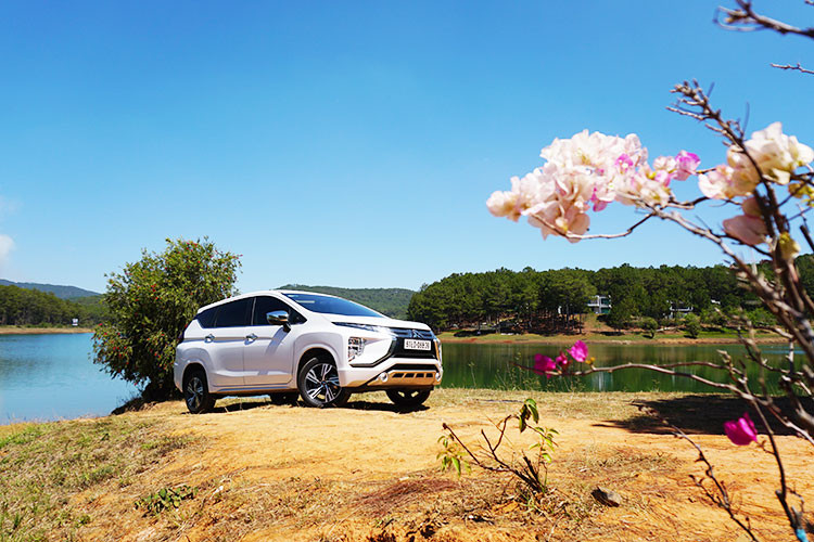 Phan khuc MPV 7 cho - Mitsubishi Xpander van “vo doi” o Viet Nam