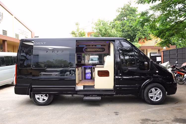 Bên cạnh dòng xe khách hạng sang President, thương hiệu DCar còn có DCar New phục vụ vận chuyển tuyến cố định, DCar RB dành cho các khách sạn - resort và phiên bản Fuso DCar Limousine 19 chỗ ngồi dành cho thị trường Việt Nam trong thời gian sắp tới.