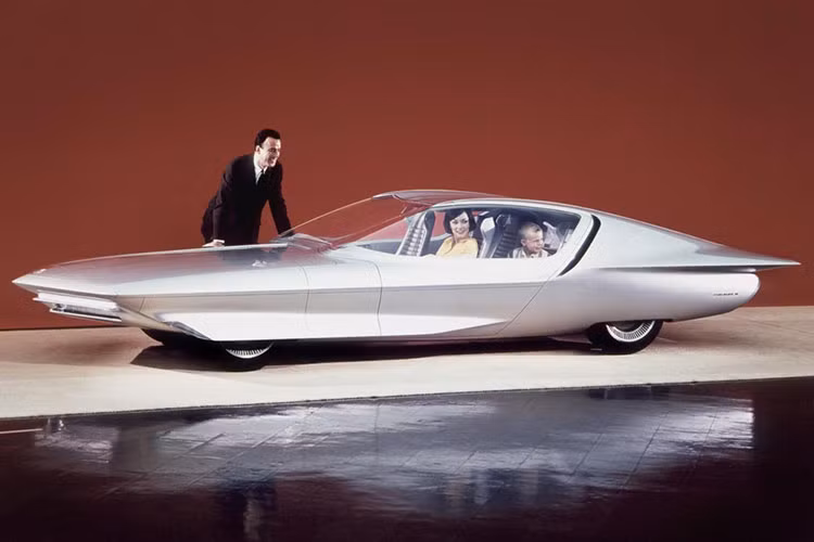 Xe ôtô bán tự hành đã trở thành một thứ có thật trong năm 2022, và sẽ không còn lâu nữa cho đến khi chúng ta không cần đến vô lăng trên chiếc xe cá nhân của mình. Công nghệ này đã phát triển vượt bậc trong 10 năm qua, nhưng nó thực tế không phải là một ý tưởng mới như nhiều người nghĩ, thậm chí ý tưởng xe tự lái của GM có từ rất lâu rồi.