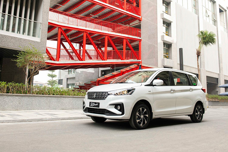 So với Suzuki XL7 thì Ertiga có phần yếu hơn về mặt doanh số. Suzuki Ertiga tháng qua đạt 25 xe được bán ra thị trường, giảm 41 xe so với tháng 6/2022. Lũy kế 7 tháng đầu năm, mẫu xe này đạt 624 xe bán ra thị trường.