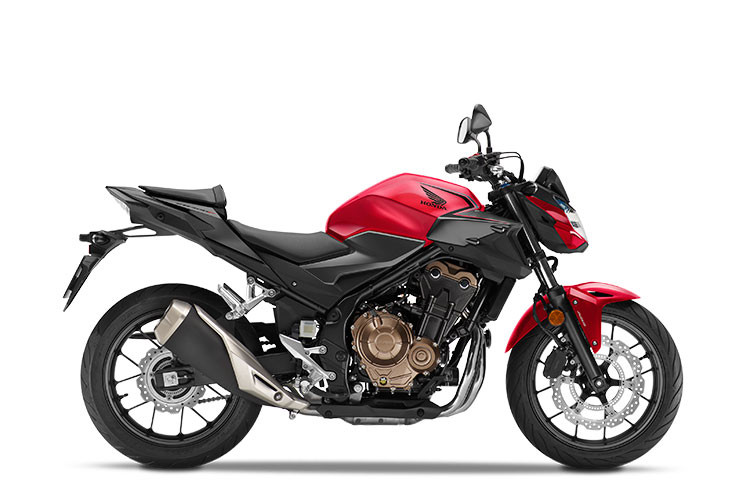 Sức mạnh của mẫu xe CB500F tiếp tục đến từ khối động cơ 2 xy lanh song song mạnh mẽ với cấu trúc bên trong mô phỏng dòng xe CBR1000RR Fireblade qua bố trí “tam giác” trục khuỷu, trục chính và trục trung gian. Khối động cơ này cho công suất tối đa đạt 35kW tại vòng tua 8.600 vòng/phút và mô men xoắn cực đại 43Nm tại vòng tua 6.500 vòng/phút. Động cơ đạt tiêu chuẩn khí thải EURO5.