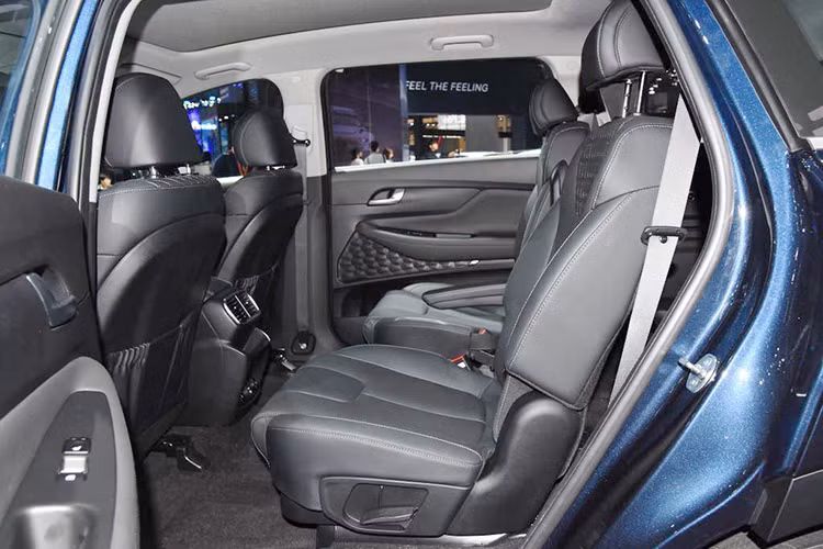 Theo Tổng Giám đốc Hyundai Albert Biermann cho biết, hãng sẽ mở rộng ứng dụng công nghệ này hơn nữa, cho phép điều chỉnh nhiệt độ, vị trí vô-lăng và nhiều tính năng khác. Hiện tại, công nghệ nhận dạng vân tay chỉ có trên Bentley Bentayga, nhưng chỉ có chức năng khóa cửa.