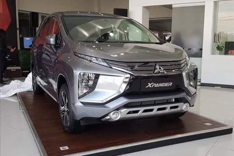 Ở phân khúc MPV gia đình, Mitsubishi Xpander mới sở hữu diện mạo lai SUV cứng cáp, khỏe khoắn. Trong khi đó, Toyota Rush cũng không thua kém khi được mệnh danh là “tiểu Fortuner”. Cả hai “tân binh” này hứa hẹn sẽ mang lại cho khách hàng nhiều sự lựa chọn hơn ở phân khúc MPV gia đình đang nhận được nhiều sự quan tâm từ người tiêu dùng.