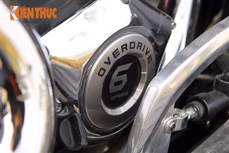 Ở phiên bản 2014 này cũng không thay đổi thiết kế quá nhiều so với những phiên bản trước đó, xe vẫn sở hữu khối động cơ Freedom V-Twin 4 thì dung tích 1.737cc với hệ thống phun xăng điện tử và hộp số 6 cấp.