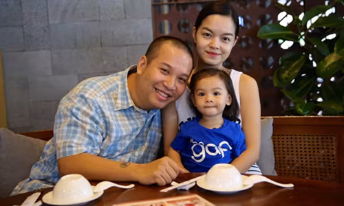 Chuyen tinh buon cua 3 co gai nhom nhac dinh dam mot thoi H.A.T