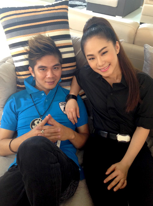 Chuyen tinh buon cua 3 co gai nhom nhac dinh dam mot thoi H.A.T-Hinh-2