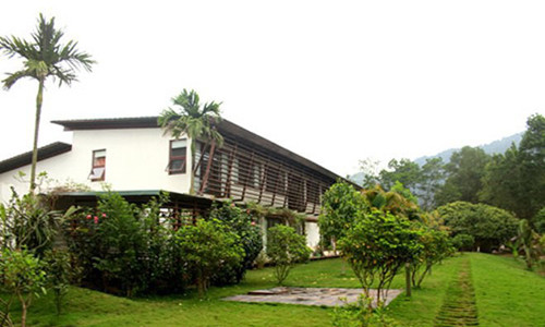 Vu dat rung Soc Son: Nha ca si My Linh xay vuot 138 met vuong