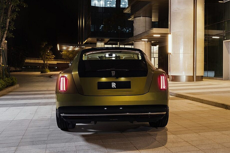 Rolls-Royce Spectre gan 18 ty Minh Nhua dat mua co the gay chay no?-Hinh-3