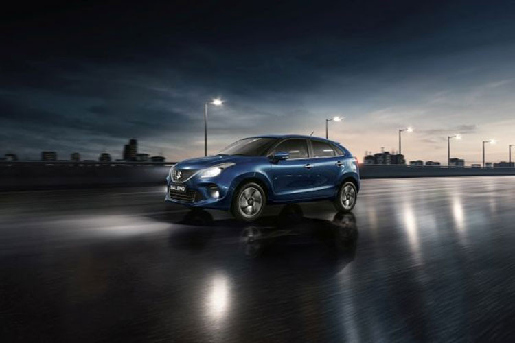 Hiện giá xe Toyota Glanza 2019 vẫn chưa được công bố. Trong khi đó, Suzuki Baleno 2019 có giá dao động từ 545.000 - 860.000 Rupee (khoảng 177 - 280 triệu đồng). Cùng Suzuki Baleno, Toyota Glanza sẽ cạnh tranh với những đối thủ như Hyundai i20 và Honda Jazz tại Ấn Độ.