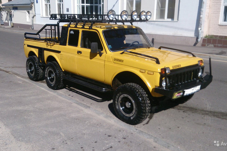 Chiếc xe bán tải Lada Niva độc nhất vô nhị này có thể là lựa chọn thay thế giá mềm hơn nhiều so với một chiếc Mercedes-AMG G63 6x6, nhưng sự thực là dù có thể rẻ tiền thì cũng chưa chắc có ai sẵn lòng mua nó.