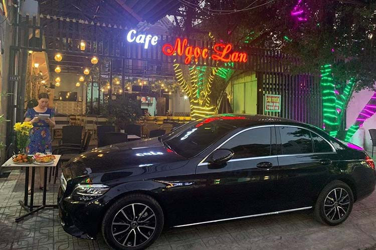 Mercedes-Benz C200 của Tiến Linh sẽ dùng động cơ máy xăng 4 xi-lanh, 1,5 lít, tăng áp, sản sinh ra công suất tối đa 184 mã lực và mô-men xoắn cực đại 280 Nm. Xe sử dụng hộp số tự động 9 cấp 9G-Tronic. 