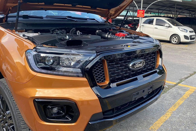 Với thành tích 2.221 xe bán ra trong tháng 12 Ford Ranger bứt phá với doanh số tháng 12 kỷ lục và vẫn là một trong những gương mặt được nhiều khách hàng Việt yêu thích, lựa chọn. Đồng thời, đây cũng là mẫu xe bán chạy nhất phân khúc xe bán tải tại nước ta. Trong suốt một năm 2020 vừa qua hãng xe Mỹ đã giao đến tay người tiêu dùng 13.291 xe, giảm gần 30 xe so với cùng kỳ năm ngoái.