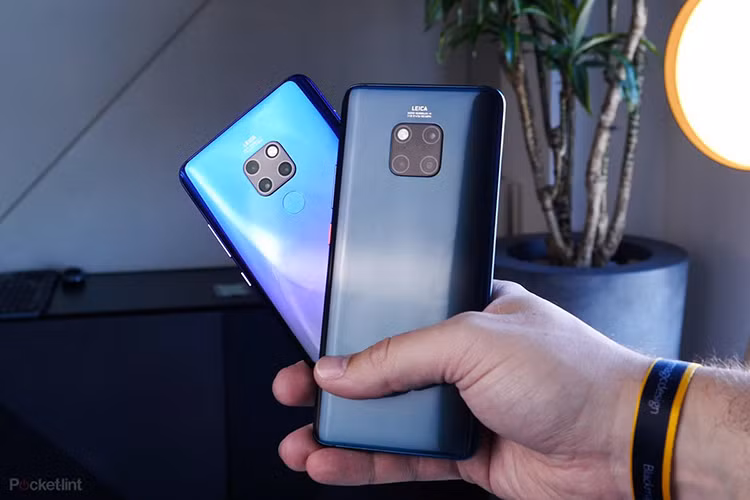 Mặc dù OnePlus 7 Pro chắc chắn không phải là smartphone đầu tiên có màn hình Amoled 90Hz, thậm chí cũng không phải là thiết bị sở hữu màn hình có tần số quét lớn nhất, tuy nhiên nhờ tính năng này mà OnePlus đã thu hút được không ít sự chú ý từ người dùng.