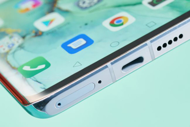 Trong thế giới smartphone, nơi bạn được phép đổi mới và sao chép để tồn tại hoặc là "chết", không có gì ngạc nhiên nếu hãng Huawei cũng muốn ra mắt một mẫu smartphone với màn hình có tần số quét cao. Tất nhiên, dù thế nào đi chăng nữa, ở thời điểm hiện tại đây vẫn chỉ là tin đồn.