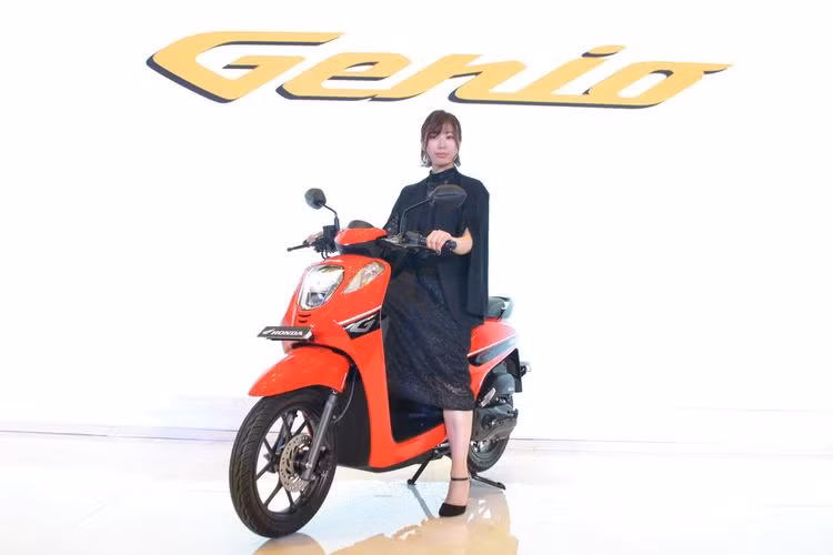 Tại thị trường Indonesia, giá xe Honda Genio 110 CBS có giá khởi điểm là 17,2 triệu Rp (tương đương khoảng 28,3 triệu đồng), còn phiên bản Genio 110 CBS-ISS có giá khởi điểm là 17,7 triệu Rp (khoảng 29,1 triệu đồng).