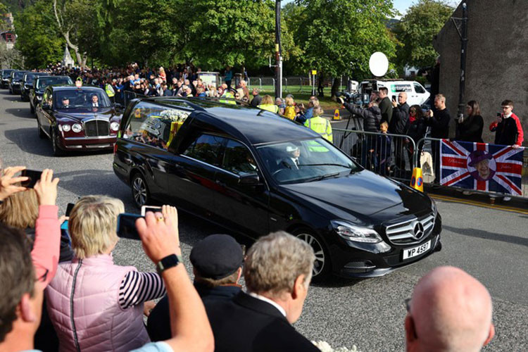 Quốc tang của Nữ hoàng Elizabeth II sẽ được tổ chức vào ngày 19/9/2022 tại tu viện Westminster và sẽ là một trong những sự kiện lớn nhất tại Anh từ Thế chiến 2, với sự tham dự của nhiều lãnh đạo quốc tế.
